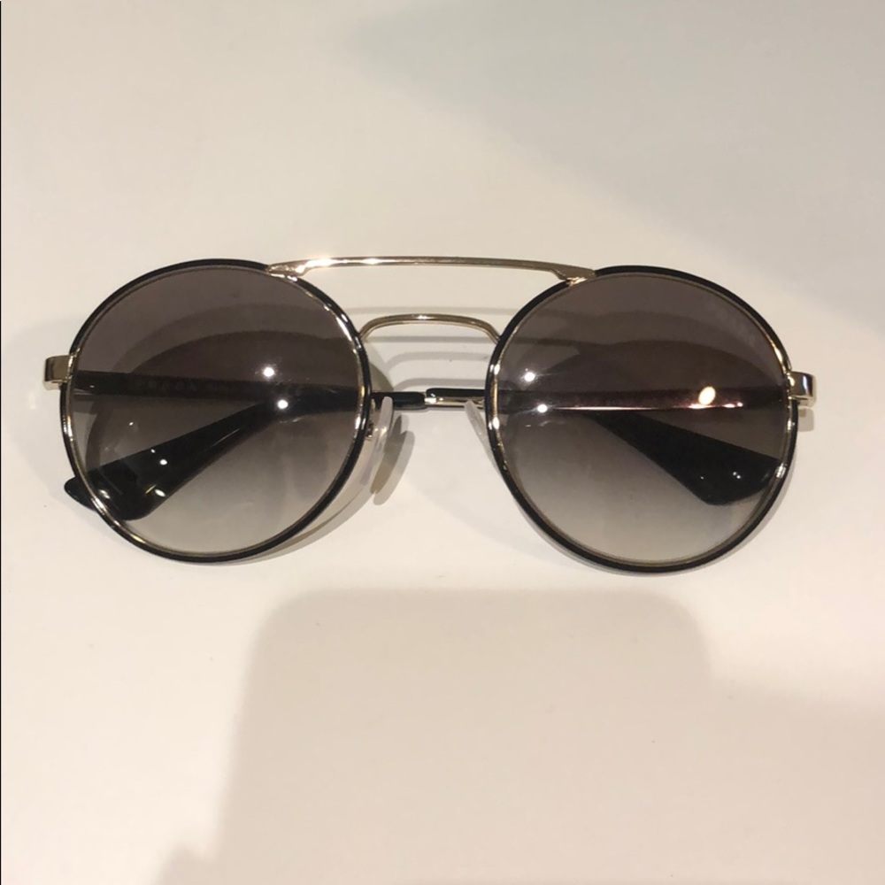 Prada Suglasses